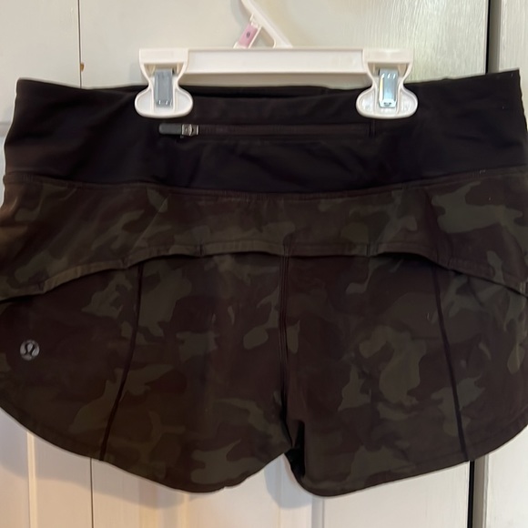 LULULEMON 2.5 inch speed ups - Picture 2 of 2